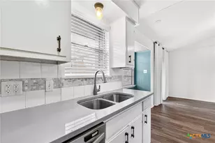 8408 Maine Dr, Austin, TX 78758 - Photo 5