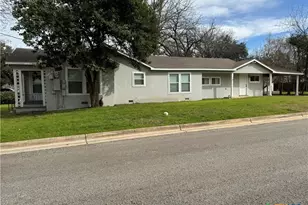 397 W Edgewater Terrace, New Braunfels, TX 78130 - Photo 3