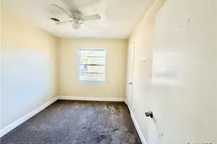 910 Leonhard St, Copperas Cove, TX 76522 - Photo 31