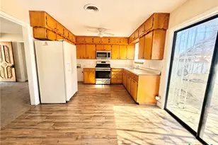 910 Leonhard St, Copperas Cove, TX 76522 - Photo 7