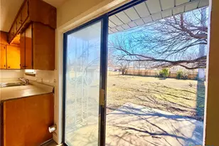 910 Leonhard St, Copperas Cove, TX 76522 - Photo 19