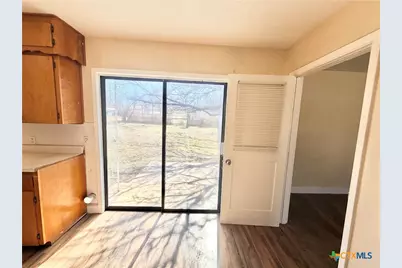 910 Leonhard Street, Copperas Cove, TX 76522 - Photo 13