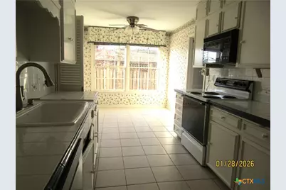 906 Illinois Avenue, Killeen, TX 76541 - Photo 13