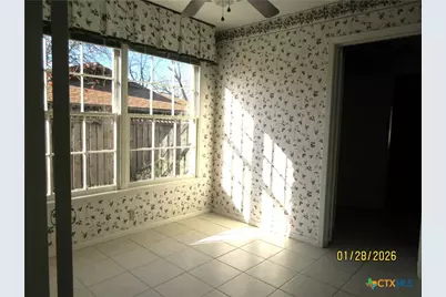 906 Illinois Avenue, Killeen, TX 76541 - Photo 11