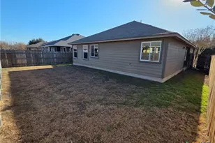 415 Capistrano Dr, San Marcos, TX 78666 - Photo 3