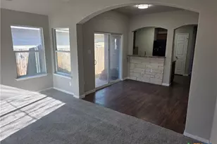 415 Capistrano Dr, San Marcos, TX 78666 - Photo 7