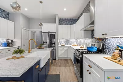 835 Cross Street, New Braunfels, TX 78130 - Photo 11