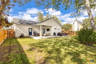 835 Cross St, New Braunfels, TX 78130 - Photo 27