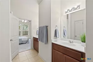 2410 Great Oaks Dr, Round Rock, TX 78681 - Photo 9