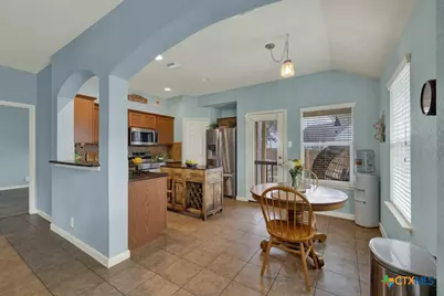 2210 Meadow View Drive, San Marcos, TX 78666 - Photo 9