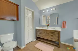 2210 Meadow View Dr, San Marcos, TX 78666 - Photo 19