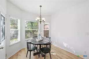 12406 Ashley Pl, San Antonio, TX 78247 - Photo 9