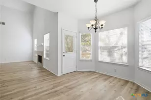 12406 Ashley Pl, San Antonio, TX 78247 - Photo 9