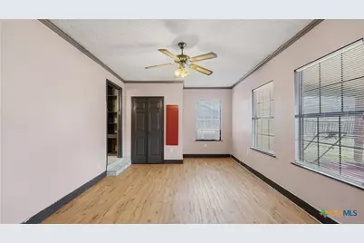 1321 Quail Lane, Seguin, TX 78155 - Photo 11