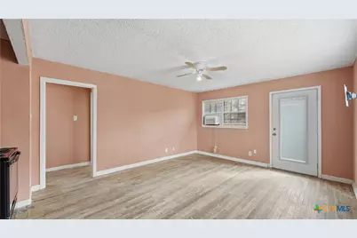 1321 Quail Lane, Seguin, TX 78155 - Photo 13