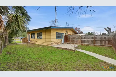 1321 Quail Lane, Seguin, TX 78155 - Photo 23