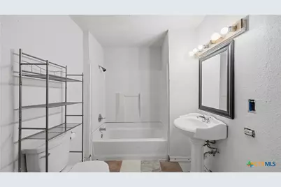 1321 Quail Lane, Seguin, TX 78155 - Photo 9