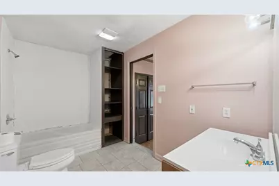 1321 Quail Lane, Seguin, TX 78155 - Photo 9