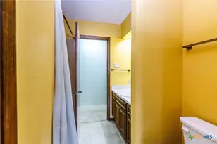 209 Coventry Ln, Seguin, TX 78155 - Photo 35