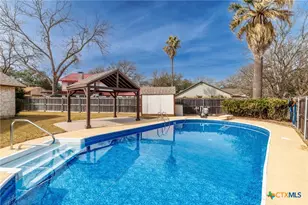 209 Coventry Ln, Seguin, TX 78155 - Photo 43