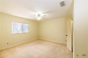 209 Coventry Ln, Seguin, TX 78155 - Photo 31