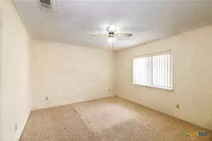 209 Coventry Ln, Seguin, TX 78155 - Photo 29