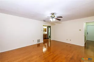 209 Coventry Ln, Seguin, TX 78155 - Photo 19