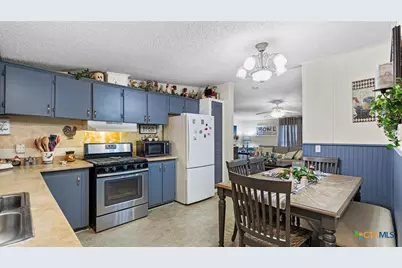 1656 NW Pecan Drive, Mcqueeney, TX 78123 - Photo 3