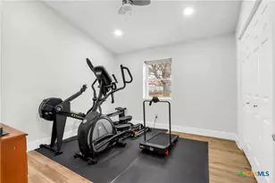 5037 N State Hwy 123, Seguin, TX 78155 - Photo 15