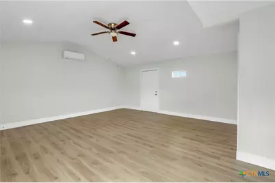 5037 N State Highway 123, Seguin, TX 78155 - Photo 35