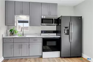 5037 N State Hwy 123, Seguin, TX 78155 - Photo 35