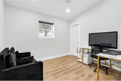 5037 N State Highway 123, Seguin, TX 78155 - Photo 15