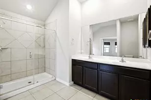 1132 Amber Lk, Seguin, TX 78155 - Photo 25