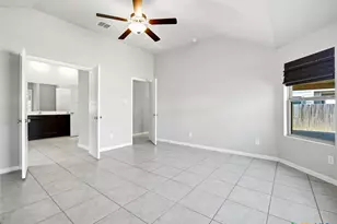 1132 Amber Lk, Seguin, TX 78155 - Photo 29