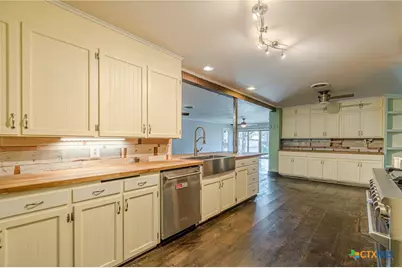 17 Ridge Drive, New Braunfels, TX 78130 - Photo 7