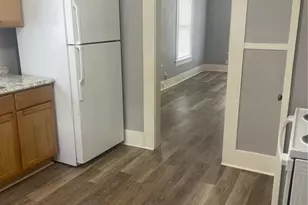 205 E Kingsbury St, Seguin, TX 78155 - Photo 5