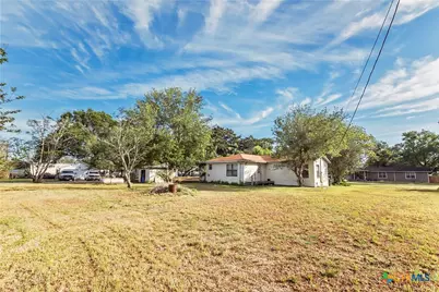 120 Crescent Drive, Victoria, TX 77905 - Photo 21