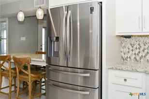 8 Las Brisas Pl, Port Lavaca, TX 77979 - Photo 17