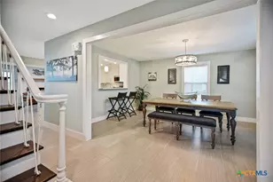 8 Las Brisas Pl, Port Lavaca, TX 77979 - Photo 3