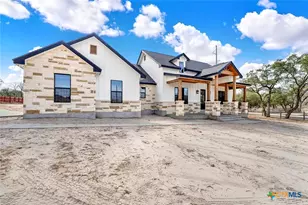 100 Hondo Rdg, La Vernia, TX 78121 - Photo 35