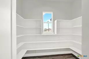 100 Hondo Rdg, La Vernia, TX 78121 - Photo 15