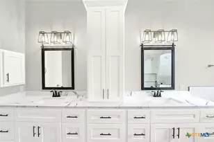100 Hondo Rdg, La Vernia, TX 78121 - Photo 21