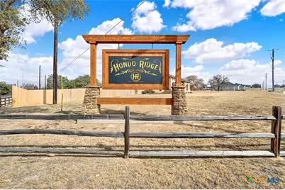 100 Hondo Ridge, La Vernia, TX 78121 - Photo 3