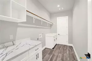 100 Hondo Rdg, La Vernia, TX 78121 - Photo 31