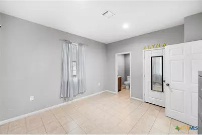 22914 Skila Drive, Elmendorf, TX 78112 - Photo 7