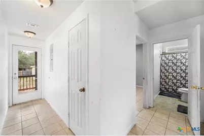 22914 Skila Drive, Elmendorf, TX 78112 - Photo 17