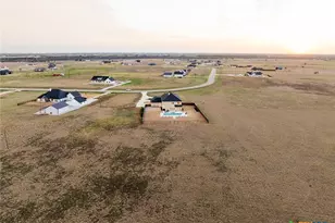 477 Willow Moon Ranch Rd, Crawford, TX 76638 - Photo 35