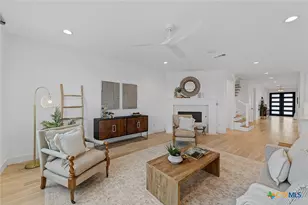 477 Willow Moon Ranch Rd, Crawford, TX 76638 - Photo 5