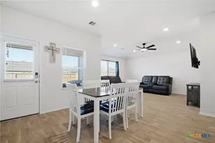 425 Lancebill Dr, Lockhart, TX 78644 - Photo 9