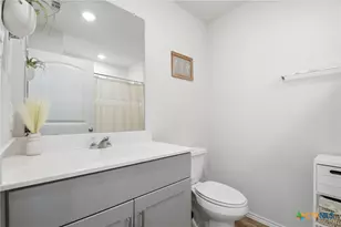 425 Lancebill Dr, Lockhart, TX 78644 - Photo 15